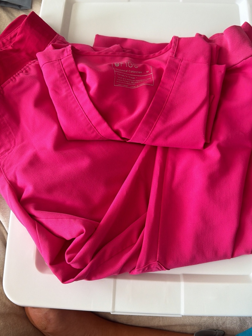Figs Women’s Hot Pink Medical Scrub Top and Pants Set